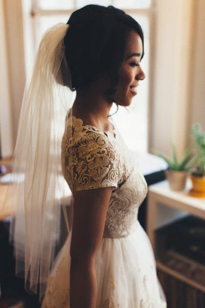 Elbow length wedding veil Elbow length wedding veil.
