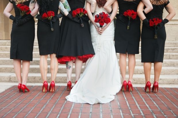 Можно ли на свадьбу одевать черное платье? Мнение со стороны