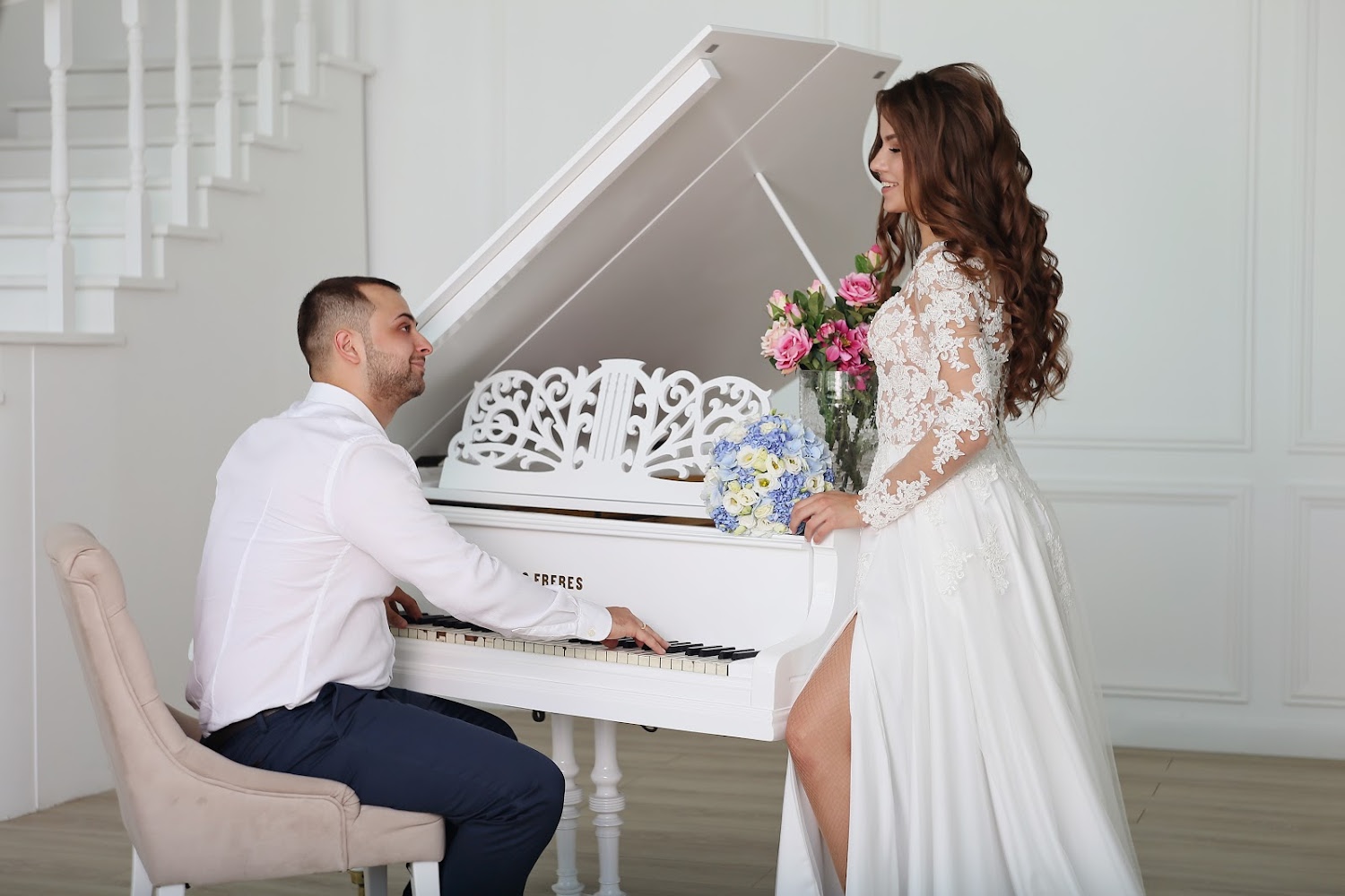 Свадебная фотосессия с роялем