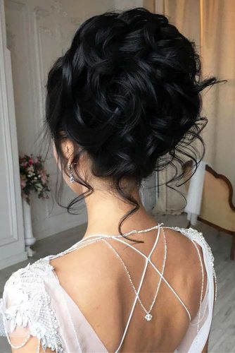 Elegant Updos For Curly Hair #updos #weddinghair #longhair
