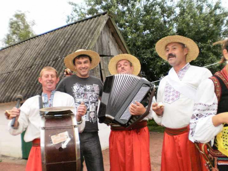 svatovstvo-smotriny-devichnik