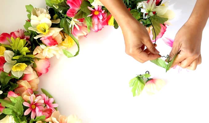 DIY-flower-wreath-apieceofrainbowblog (7)