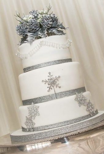 winter wedding cakes cake with silver snowflake ameliascakecreations