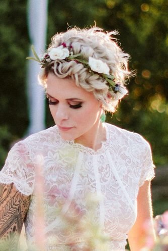 wedding hairstyles for curly hair blonde short cut with flower crown ash.salon